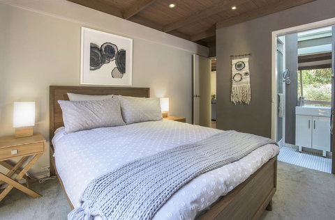 Fernview On Falls - Internet Find 2