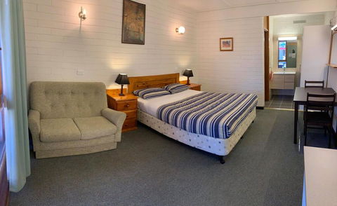 Finley Motel - Internet Find 0
