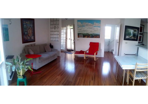 Fitzroy Spacious House - Internet Find 1