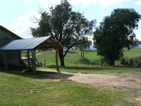 Gaddleen Grove Cottages - Internet Find 1