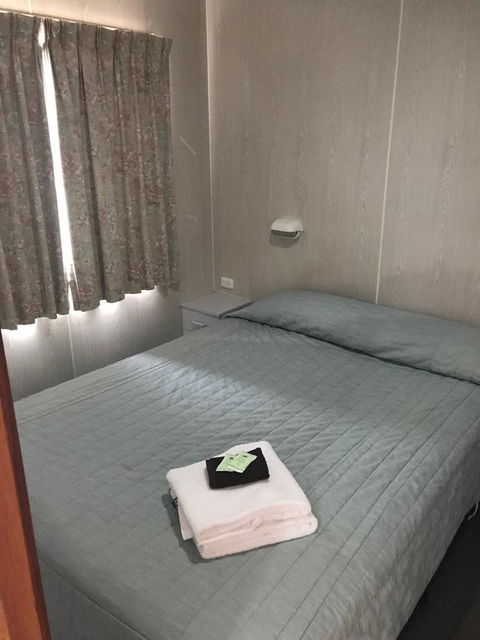 Geelong Surfcoast Hwy Holiday Park - Internet Find 2