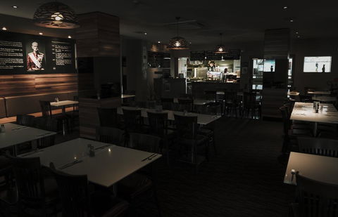 General Roberts Hotel - Internet Find 0