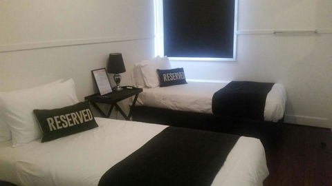 Gin Gin Budget Accommodation - Internet Find 0