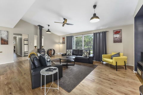 Glen River House - Internet Find 3