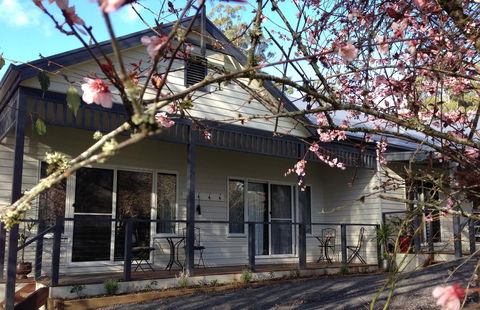 Goldberryaccommodation - Internet Find 1
