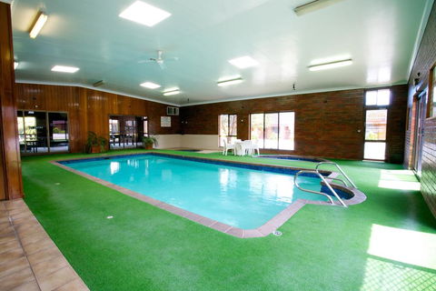 Golden Grain Motor Inn - Internet Find 2