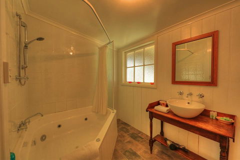 Grace's Spa Cottage - Internet Find 3
