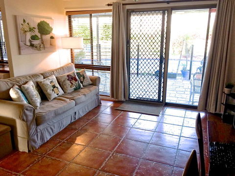 Great For Families.Pool & Kitchen - Internet Find 2