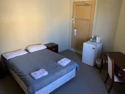 Great Western Hotel - Internet Find 1