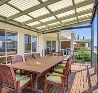 Green Reef Beach House - Internet Find