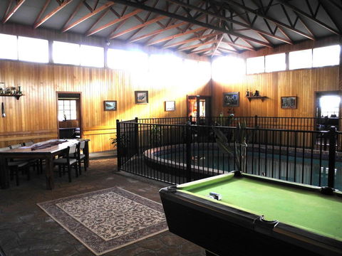 Happy Days Accommodation - Internet Find 3