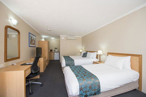 Harbour Sails Motor Inn - Internet Find 2