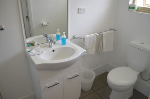Harbourside Motel - Internet Find 2
