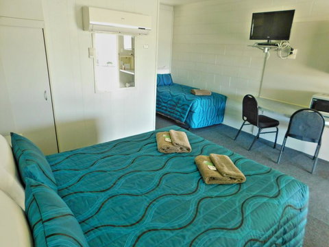 Hatton Vale Motel - Internet Find 1