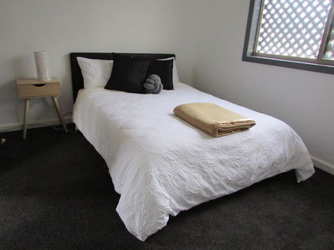 HEATHCOTE SHIRAZ COUNTRY STAYS - Internet Find 3