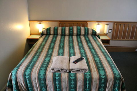 Hermitage Motel - Internet Find 1