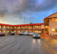 Hi-Way Motel Grafton - Internet Find