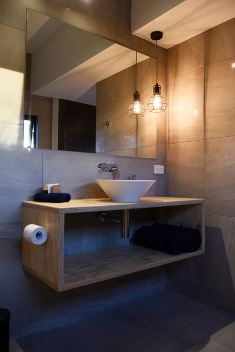 Hideaway Litchfield - Internet Find 3