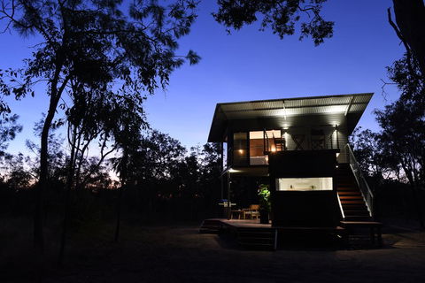 Hideaway Litchfield - Internet Find 2