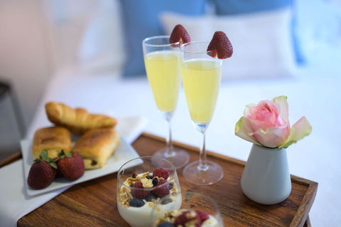 Hinterland Boutique Cottages-Fig Tree Cottage - Internet Find 2