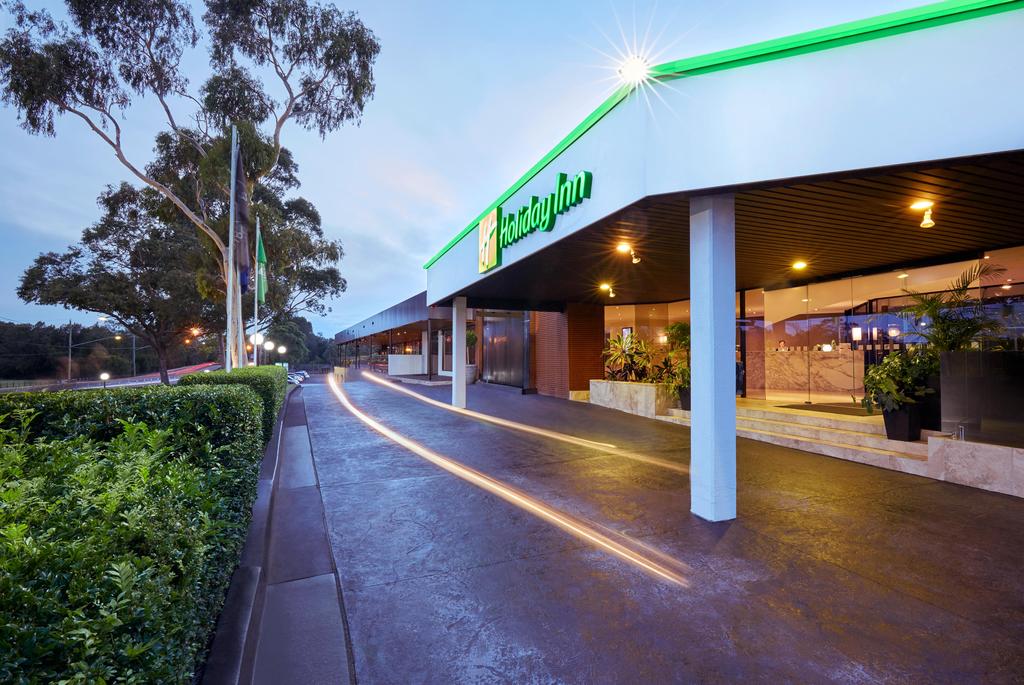 Leather Goods Warwick Farm NSW Internet Find