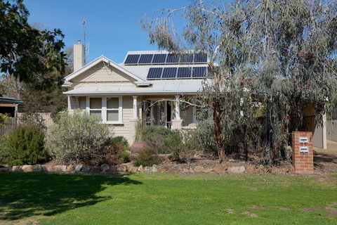 Holistic Haven - Internet Find 2