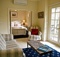 Holly Lane Mews - Internet Find