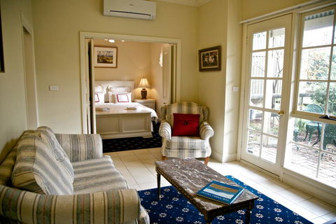 Holly Lane Mews - Internet Find 0