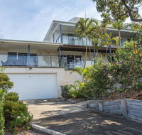 Island View - 80 Lentara St - Large Family Home Pool WIFI and Sweeping Views of Fingal - Internet Find