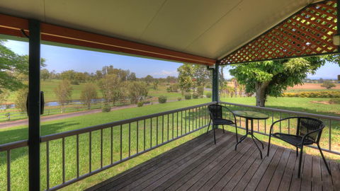 Jacaranda Motor Lodge - Internet Find 2