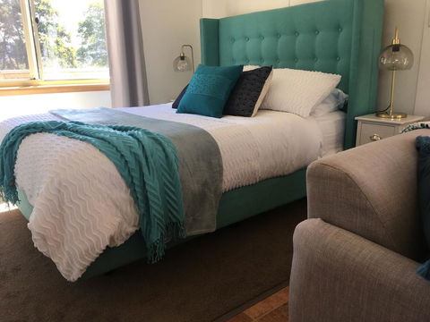 Jacaranda Retreat. Refreshing, Recharge, Relax ! - Internet Find 3