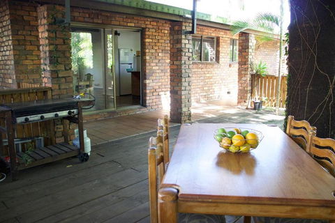 Junction Cottage - Internet Find 3