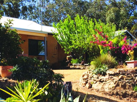 Kangaroo Hill Studio - Internet Find 1