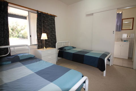 Kangaroo Island Coastal Villas - Internet Find 1