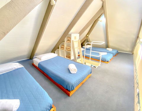 Kellys Beach Resort - Internet Find 3