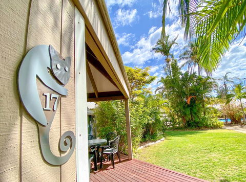 Kellys Beach Resort - Internet Find 1