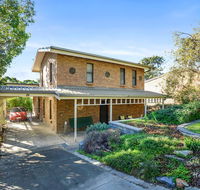 Kestrel Lodge Port Willunga - Internet Find
