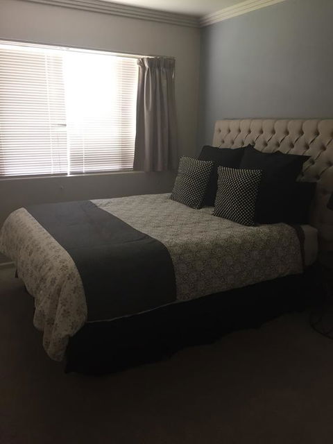 Kindred Lodge Apartments - Internet Find 1
