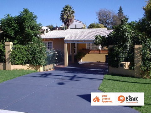 La Cote D Or - Mediterranean Cottage - Internet Find 0