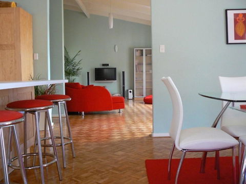 La Cote D Or - Mediterranean Cottage - Internet Find 2