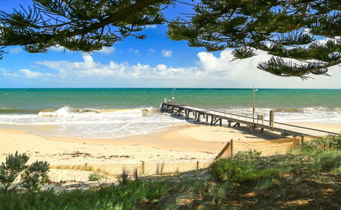 Lady Bay Getaway - 12 Lady Bay, Normanville - Internet Find 3