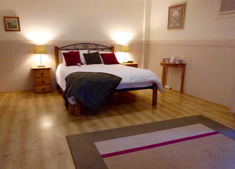 Lagoon Pocket Bed & Breakfast - Internet Find 2