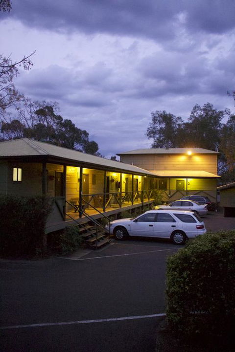 Lake Forbes Motel - Internet Find 3