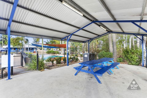 Lake Tinaroo Holiday Park - Internet Find 3