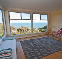 Lake Tyres Beach House - Internet Find