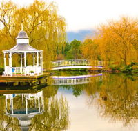 Lakeside Cottage Luxury BB - Internet Find