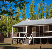 Lewana Cottages - Internet Find