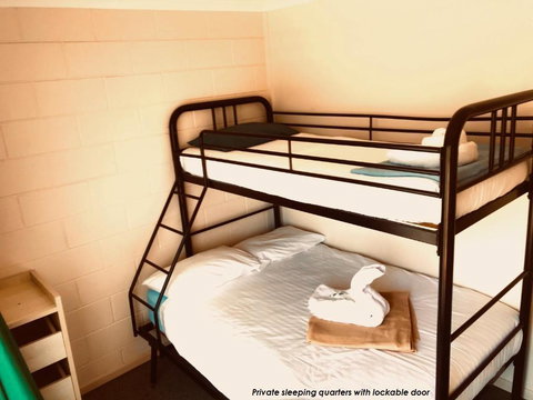 Lilyponds Holiday Park - Internet Find 1