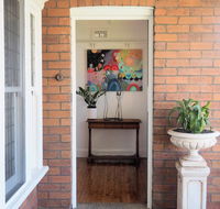 LUXURY IN THE ABSOLUTE HEART OF THE CBD - Internet Find