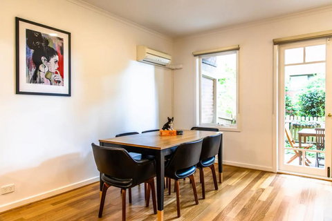 Luxury Spacious 2 Bedroom Fitzroy Apartment - Internet Find 2